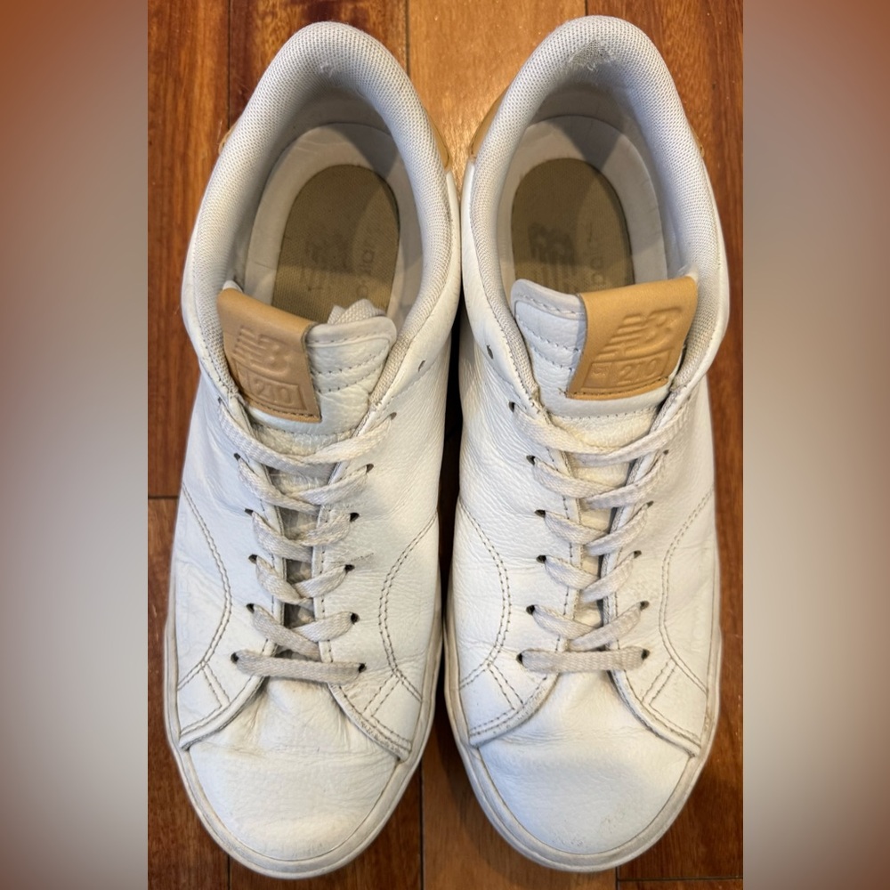 New Balance White Men's Size 9 Sneakers